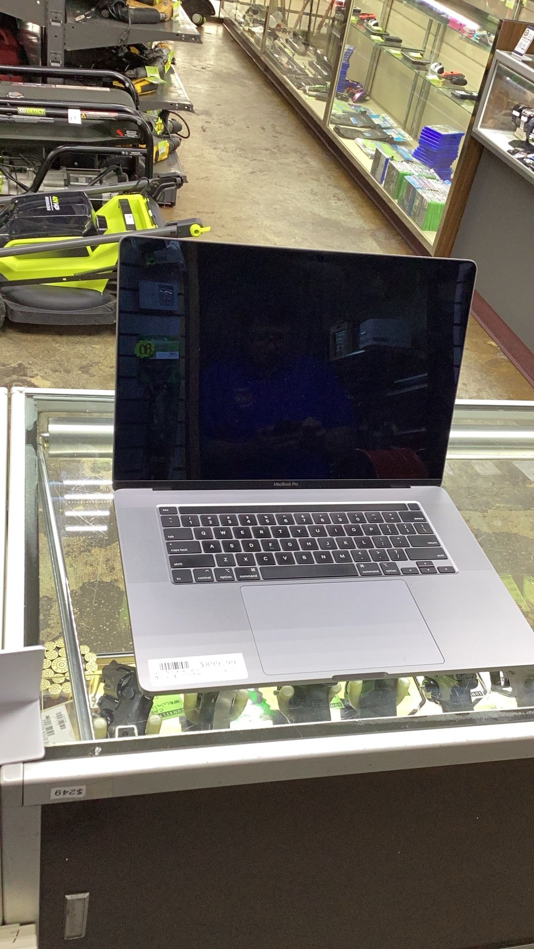 Apple MacBook Pro Laptop 