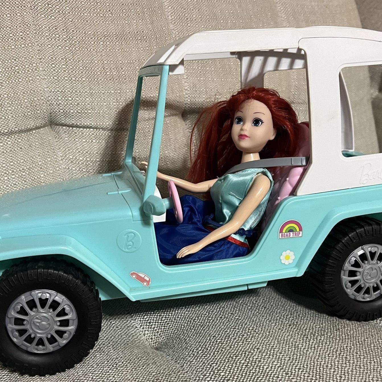Barbie passport jeep hotsell