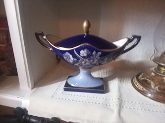 Gravy dish china