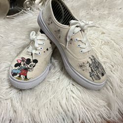 Hand Painted  By Destra Artist