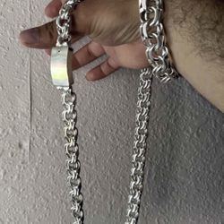 silver chino link chain