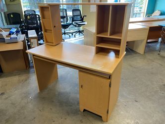 Light Wood Desk with Spinning Storage Top and Sliding Keyboard Tray