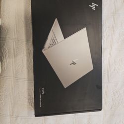 HP ENVY LAPTOP 