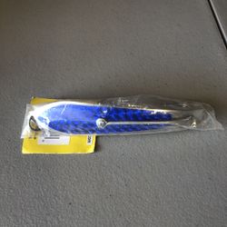 DRONE Three (3) Inch Lure. Blue With Black Dots