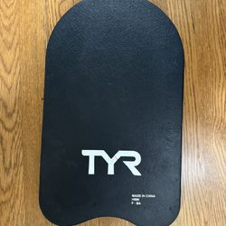TYR Kickboard