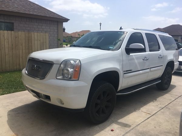 08 Yukon Xl Denali For In Brownsville Tx Offerup 08 Yukon Xl Denali