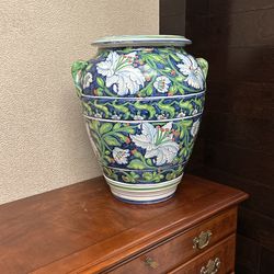 Italian Style Large Vase 21 Inches Tall 18 Inches Wide