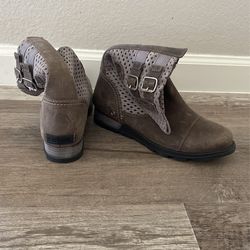 Sorel Boots
