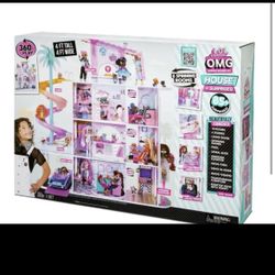 Brand New Doll House 