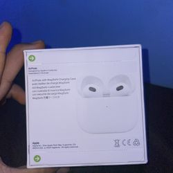 AirPod 3s