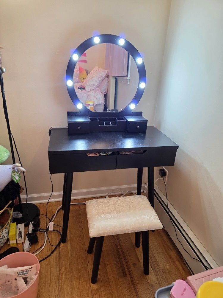 Makeup Vanity