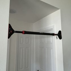 Pull Up Bar