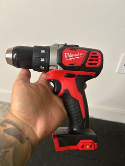 Milwaukee M18 18V Lithium-Ion Cordless 1/2 in. Drill Driver (Tool-Only)