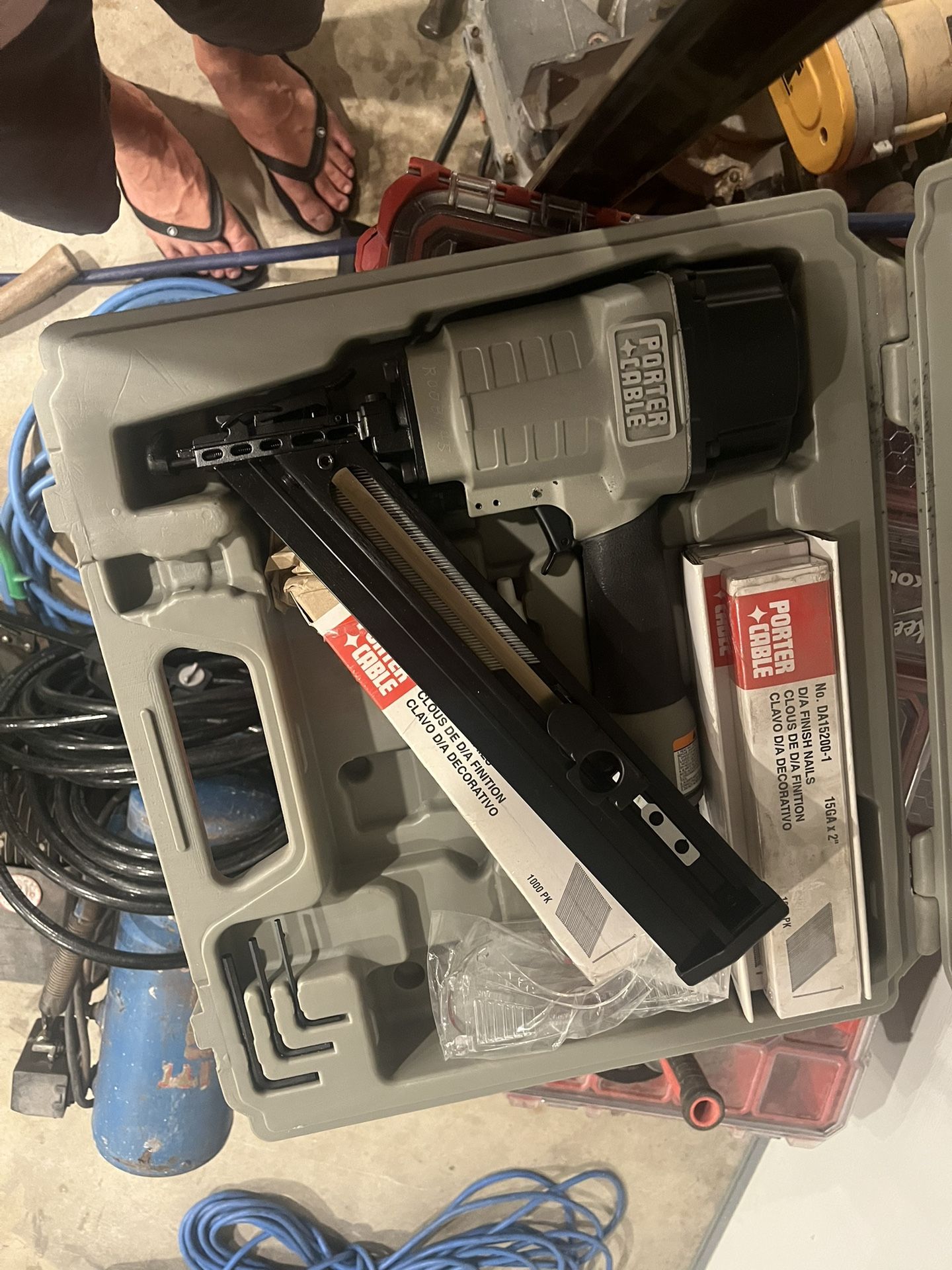 15 Gauge Porter Cable Nail Gun With Nails