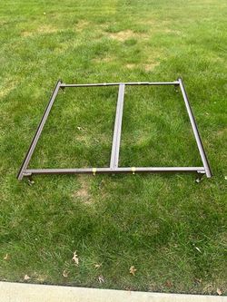 Adjustable metal bed frame (twin to king)