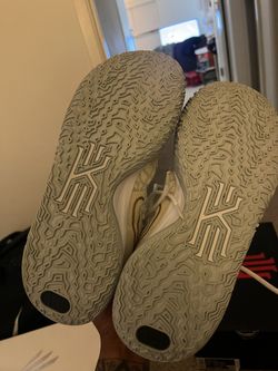 Kyrie 7