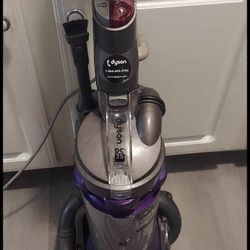 Dyson Vacuum Works Well
