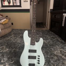 4 String Electric Bass Guitar
