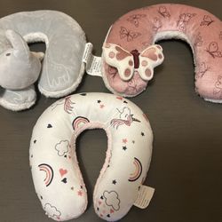 3 baby neck pillows