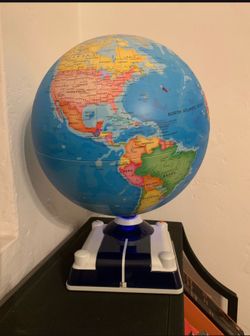 **New con. Discover Globe With Light Up Constellation