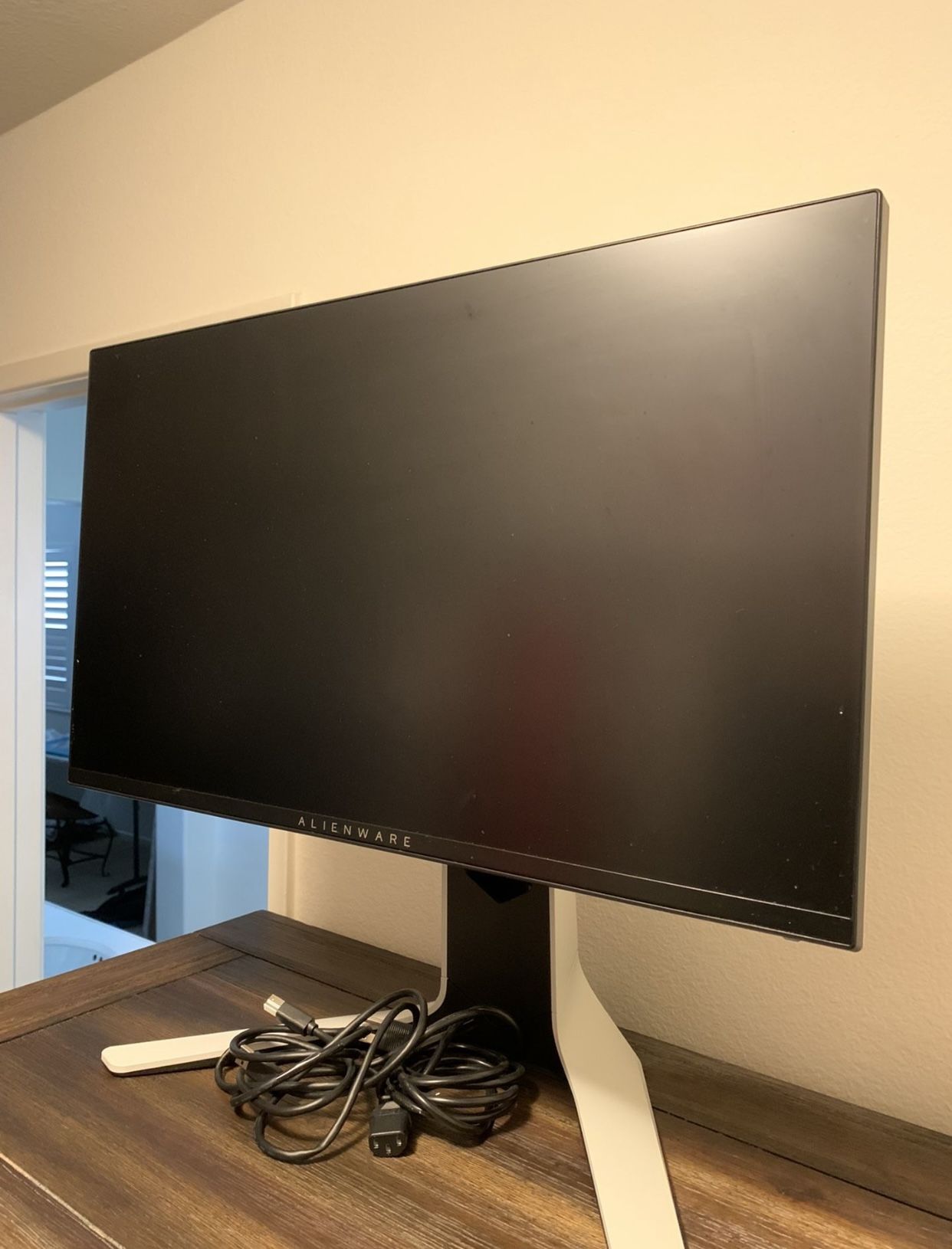 25” Alien Gaming Monitor