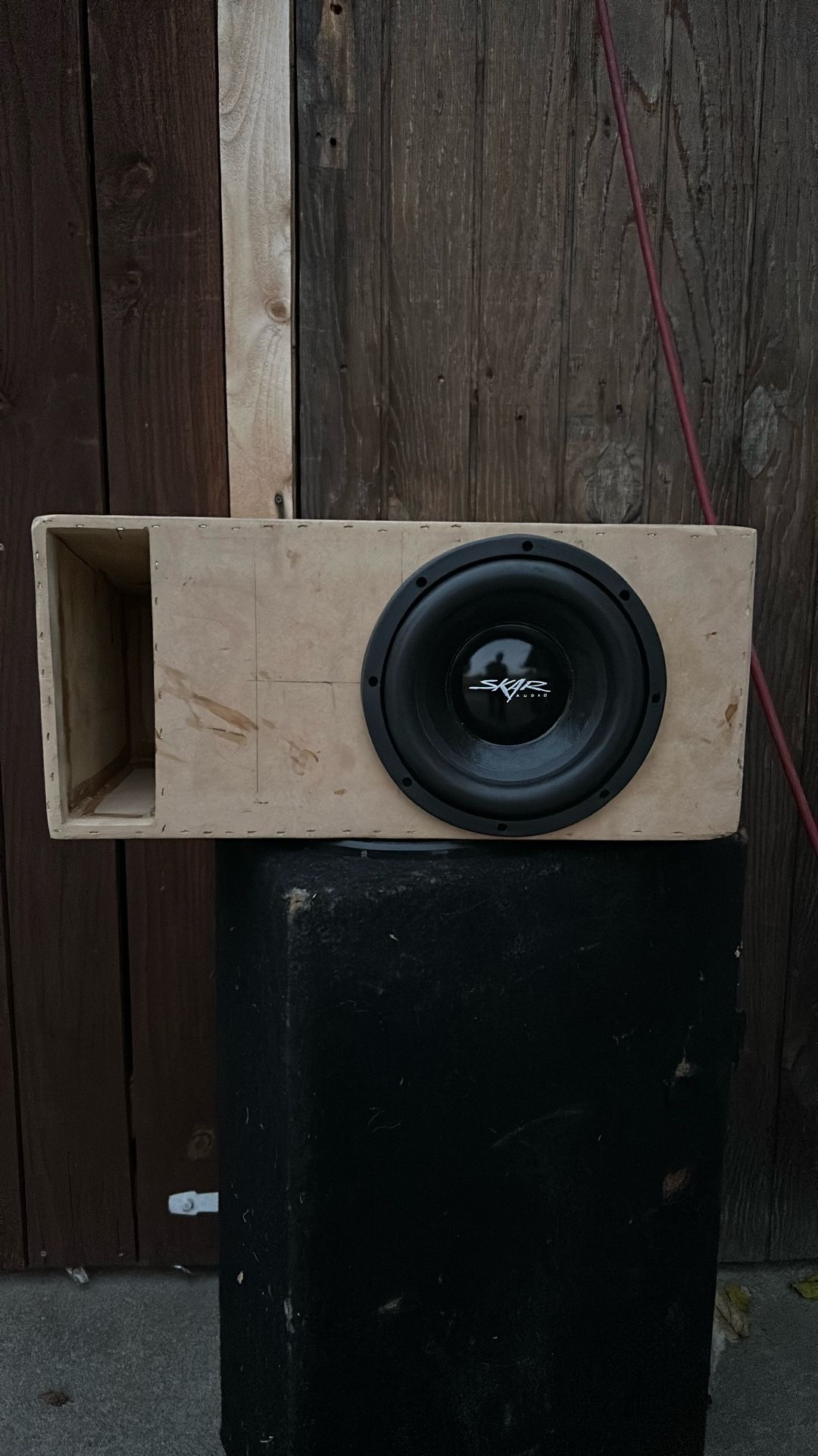 8 SUB BOX 
