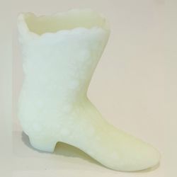 FENTON Fine Art Glass CUSTARD Uranium Shoe Boot Figure Vintage Daisy and Button Pattern Original Antique Collectible