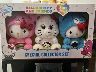 Hello Kitty Plushie Set