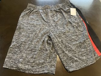 Men’s Shorts ESSENTIAL Elements Size XL