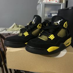 Jordan 4 Thunder Size 12 