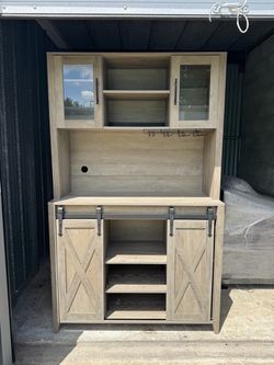 Bar cabinet