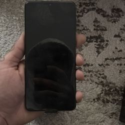 Galexy S 10 and watch bundle