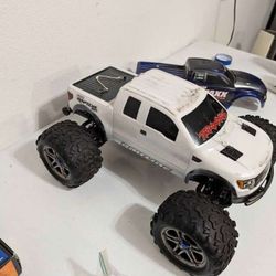 Traxxas emax brushless and slash 4x4