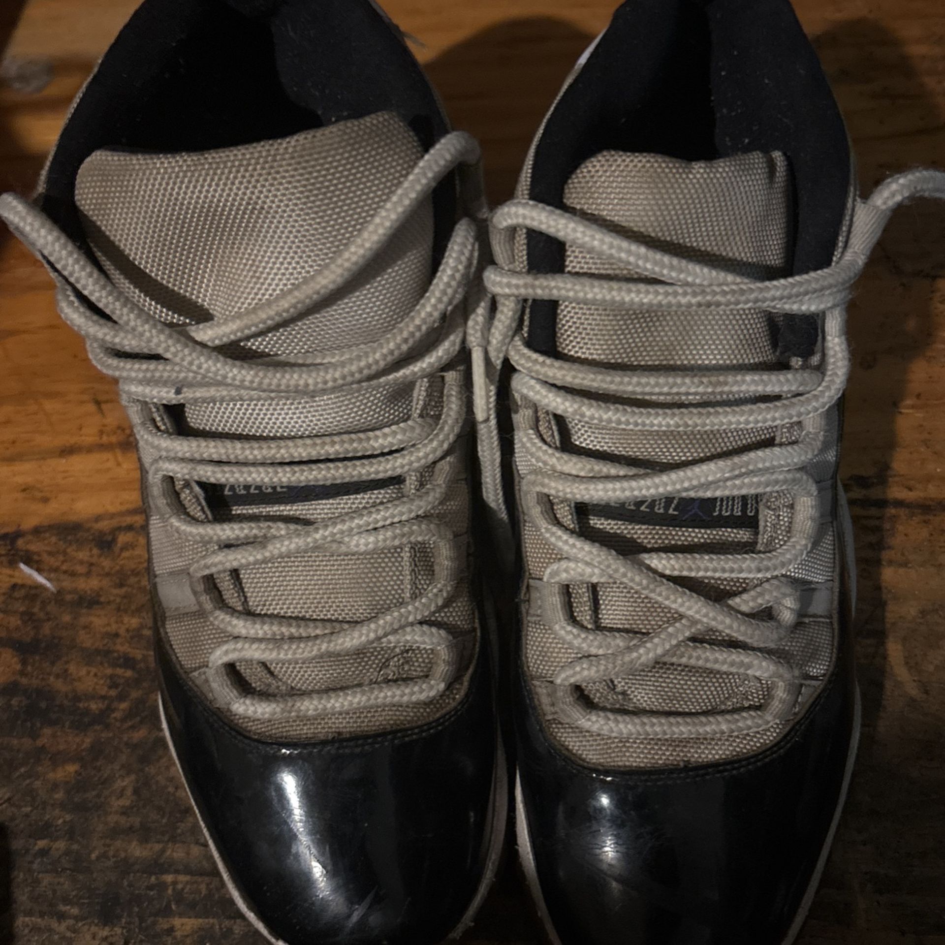 Size 9 Jordan 11 