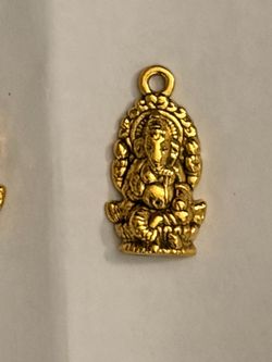 Set of 5 Shree Ganesha Lockets or Charms to be worn on Chains or Bracelets