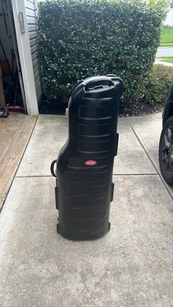 SKB Hard Plastic Golf Travel Case