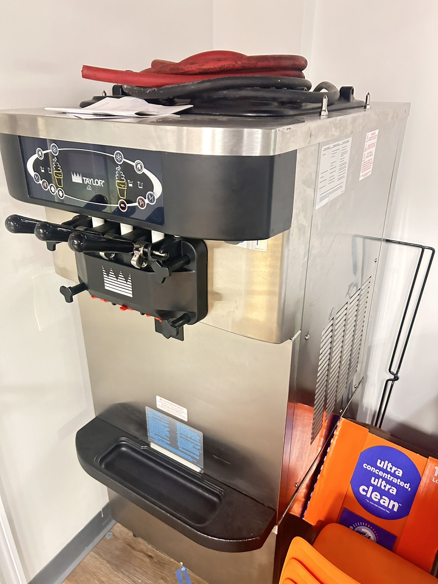 Crown Taylor C723 Ice Cream Machine
