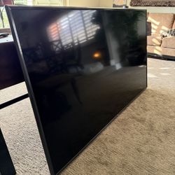 LG 4K UHD TV 75 Inch