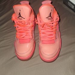 Jordan Retro 4 Women's Sneaker