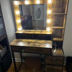 Makeup Vanity