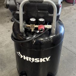 Husky 20 Gallon air compressor