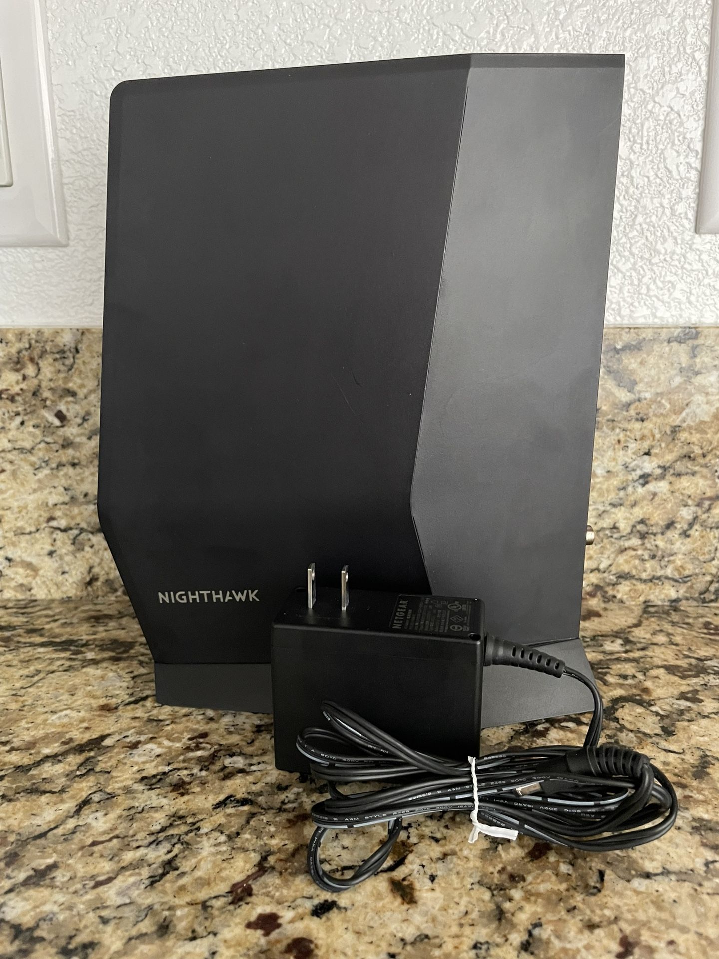 Nighthawk AX6 AX2700 WiFi Cable Modem Router Model: CAX30