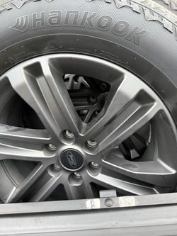 2023 Ford F150 OEM wheels/tires