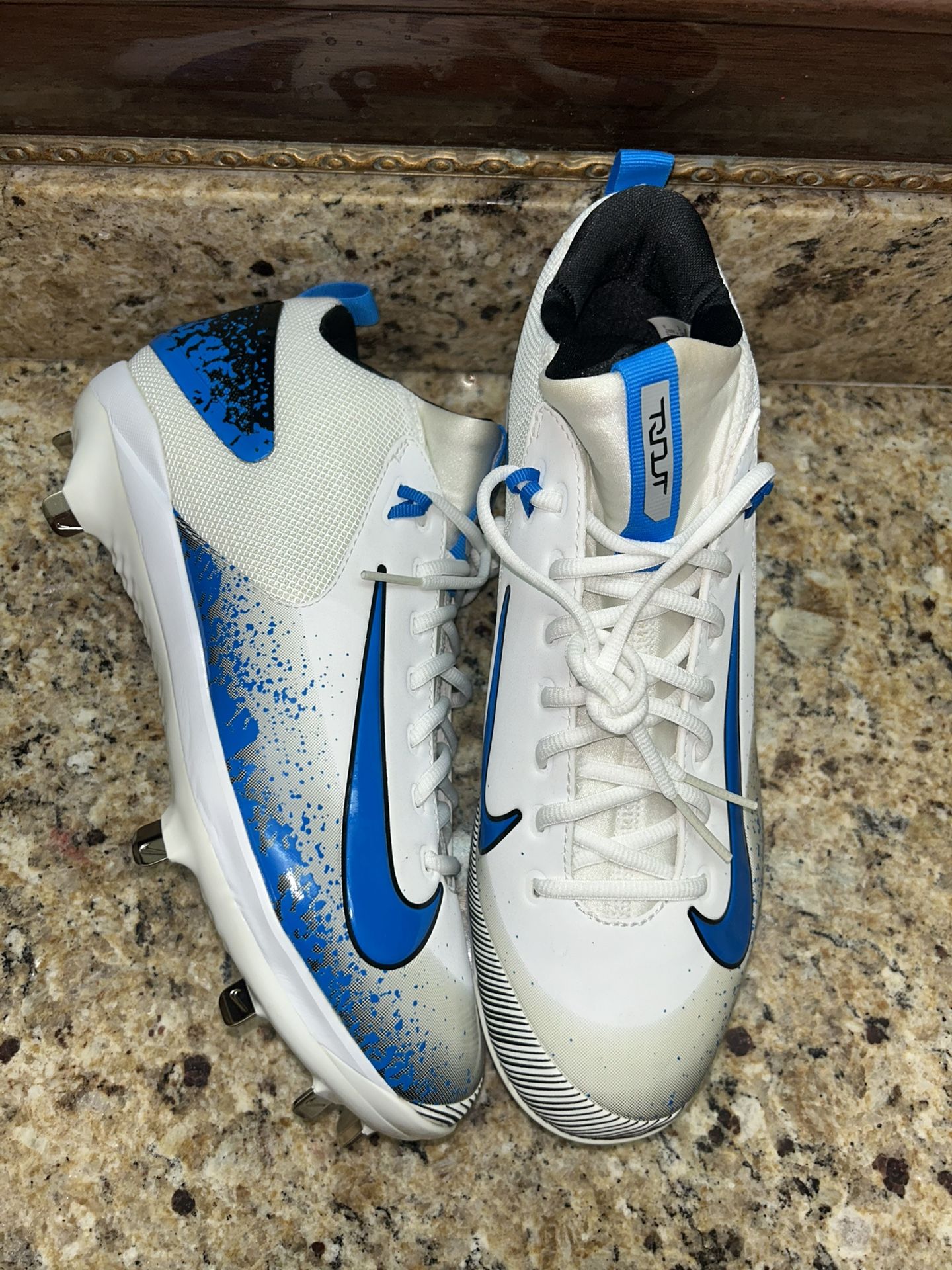 Baseball Cleats Men’s Size 10.5 Nike Force Zoom Trout 3 