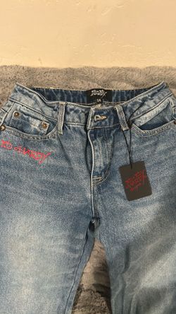 Ed hardy size 24