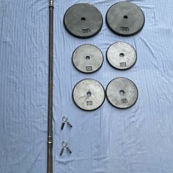 SET OF STANDARD PLATES & STRAIGHT  5 FOOT BARBELL BAR (PAIRS OF)  25s  &  (FOUR)  10s