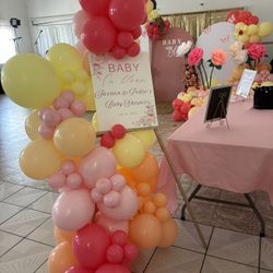 Welcome Sign Balloon Garland 