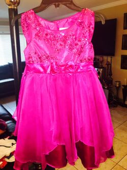 Girls Dress size 7