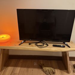 29’in Toshiba smart Tv (29W X 17H) 