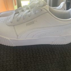 All white Puma Soft Foam size 8.5 $10
